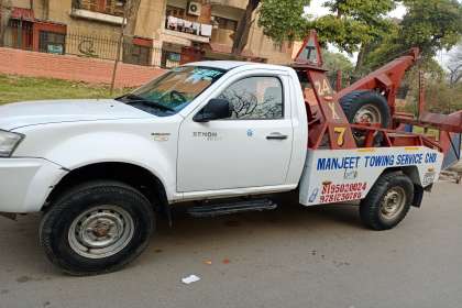 Manjeet Towing Services, Best Car Towing Service In Kharar, 7Top Car Towing Service In Kharar, 24 Hour Car Towing Service In Kharar, Car Towing Service near me, Car Tow Van near me 